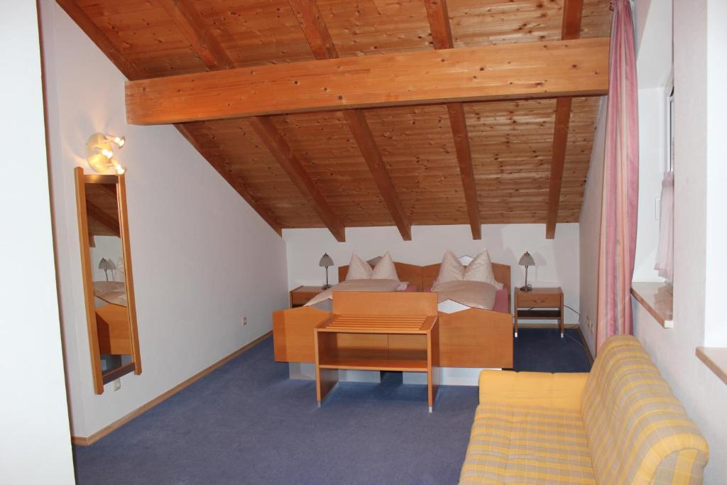 Pension Demmel, Bed & Breakfast Bruckmühl Habitación foto