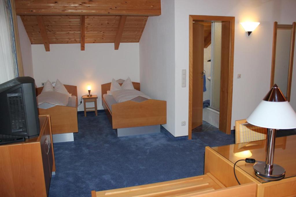 Pension Demmel, Bed & Breakfast Bruckmühl Habitación foto